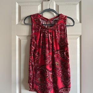 LOFT tops, barely worn (1 or 2 times). Need a new home! Selling all 5 for $30